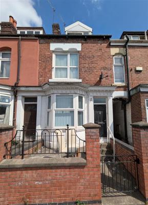 Image of front of property